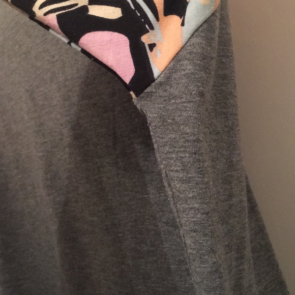 LuLaRoe Randy - Picture 4 of 4